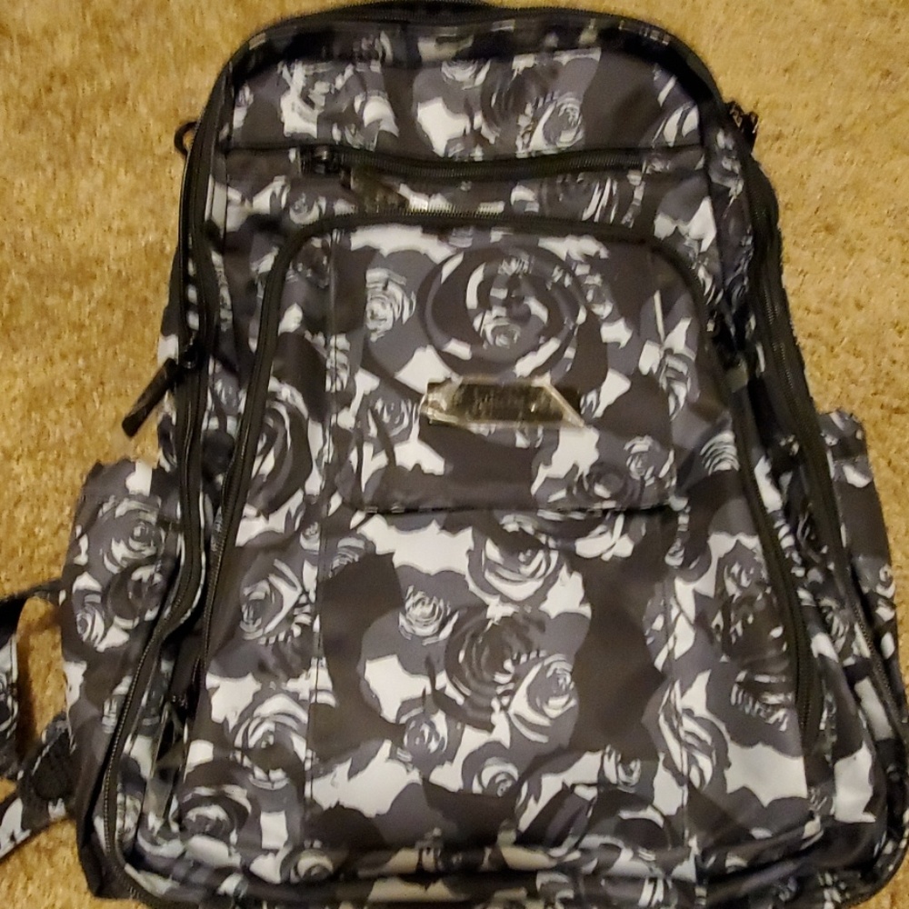 Jujube Black Petals BRB